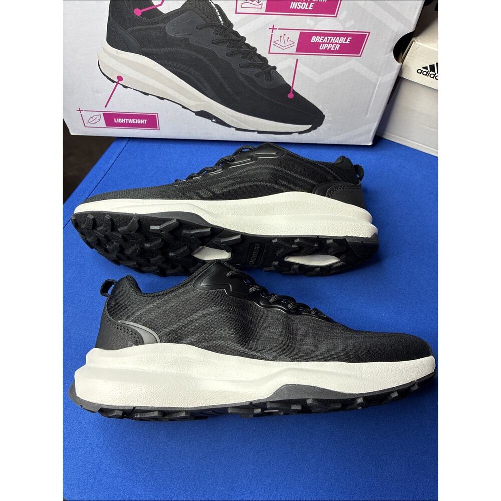 Khombu Women's Patan Black Sneakers Size 7 New In The Box
